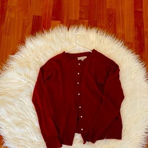 Red sweater worn a few times in perfect condition
